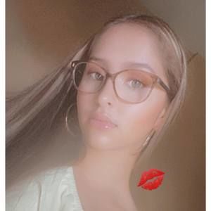 Meet your Posher, Vanessa